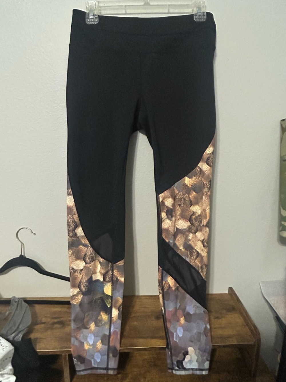 Athleta Black Leggings with Metallic Mosaic Panels Womens size medium